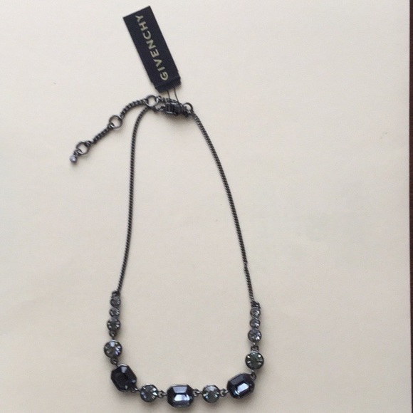 Givenchy Necklace - Picture 2 of 2